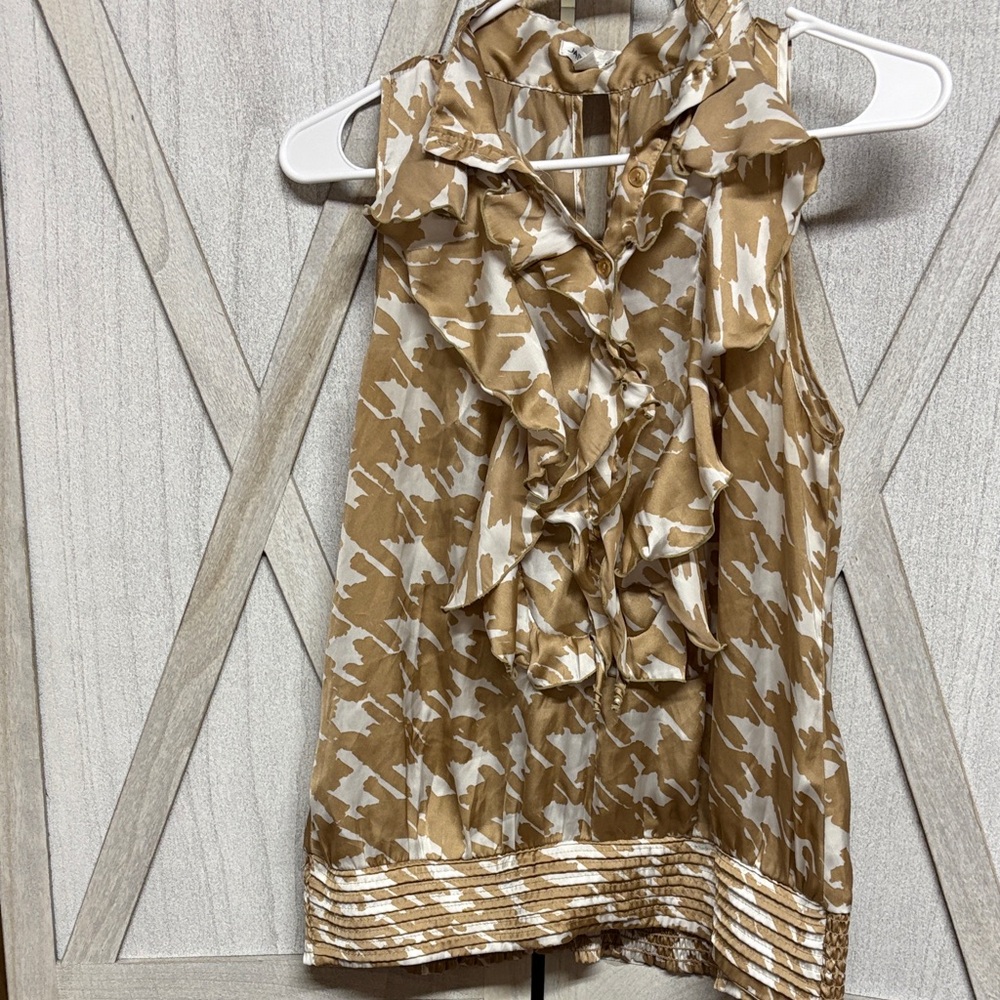 Jaipur Tan and White Ruffled Blouse